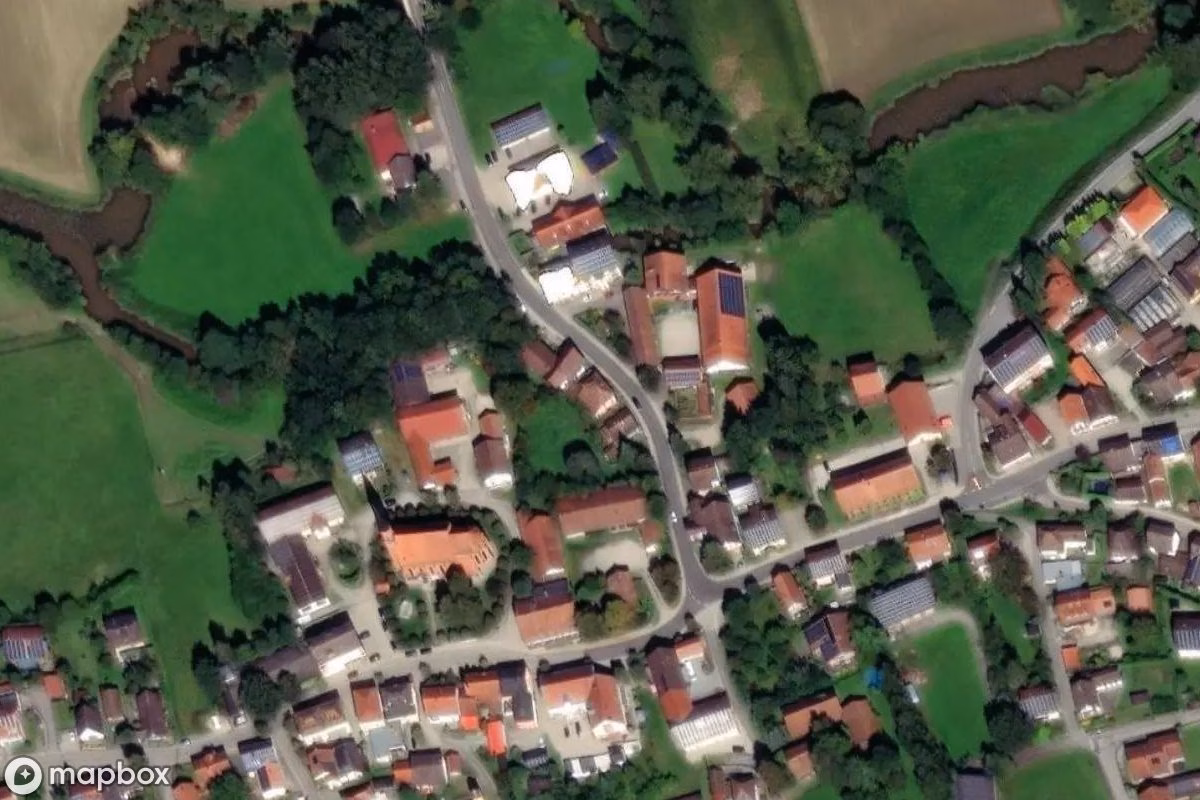 Vue aérienne satellite de Wohnhaus, un Résidence abandonné à Linden, Allemagne