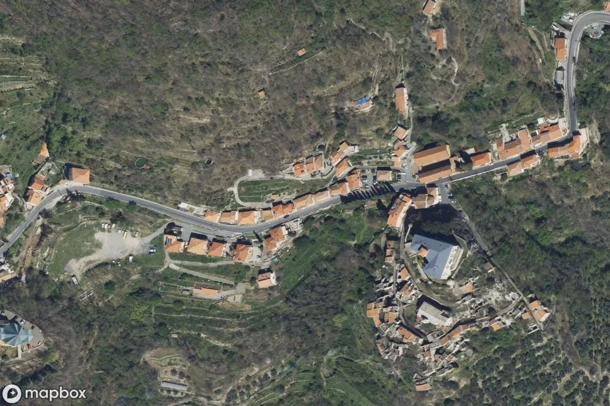 Satellitenansicht von Casa Balestrino, eine verlassene Wohnhaus in Balestrino, Italien