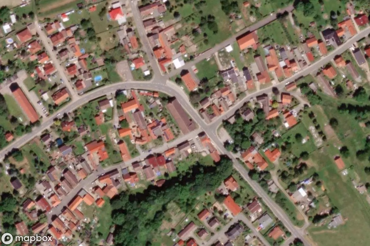 Satelitarny widok z lotu ptaka Kulturhaus, opuszczone w Zinna, Niemcy