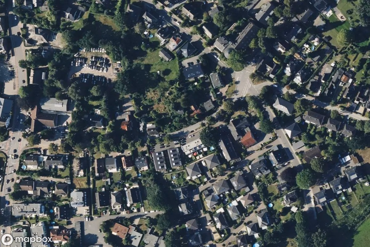 Vue aérienne satellite de Wohnhaus, un Résidence abandonné à Norderstedt, Allemagne