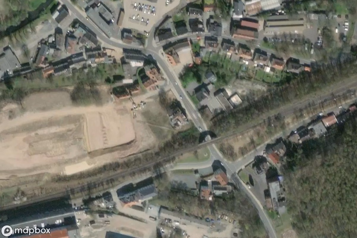 Satellitbillede set fra luften af Ehemalige Porzellanfabrik, et forladt Fabrik i Arzberg, Tyskland