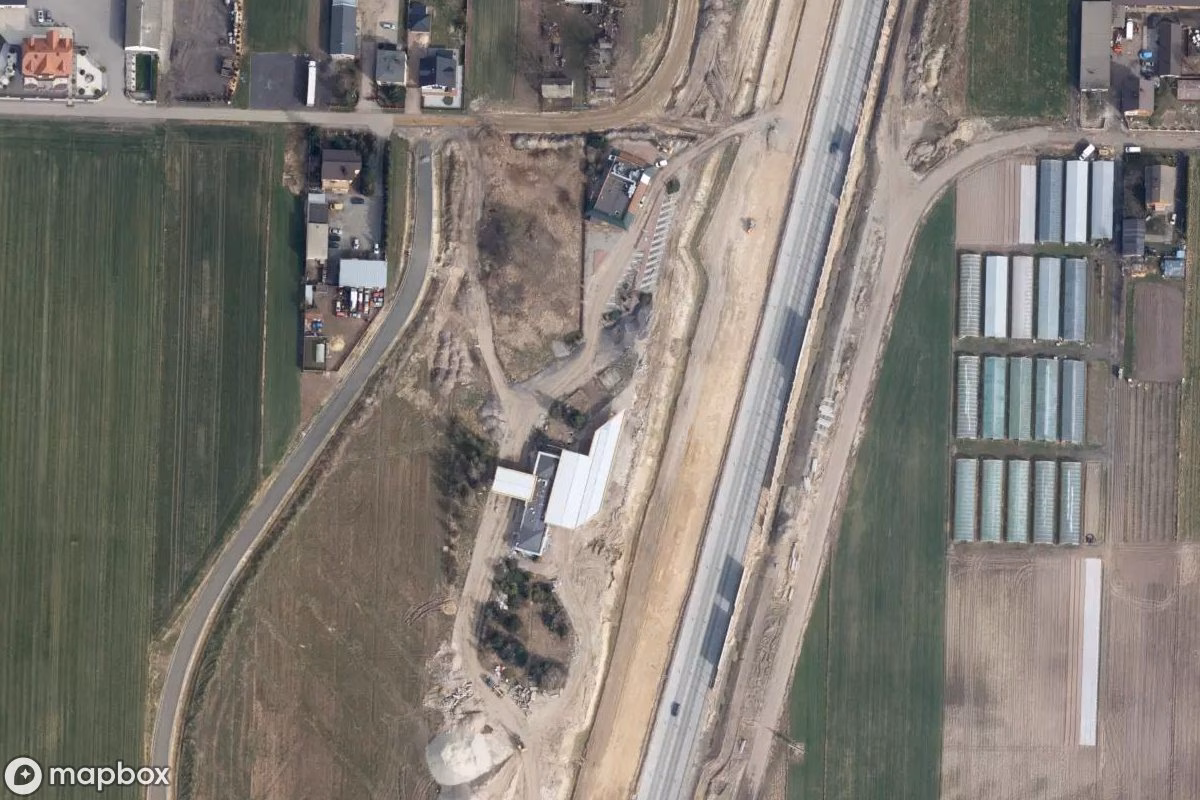 Aerial satellite view of McDonald's & Tankstelle, an abandoned  in Piotrków Trybunalski, Poland