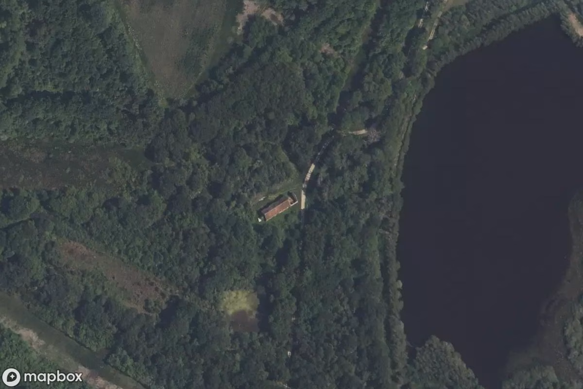 Satellitenansicht von Maison Lambris, eine verlassene Wohnhaus in Isdes, Frankreich