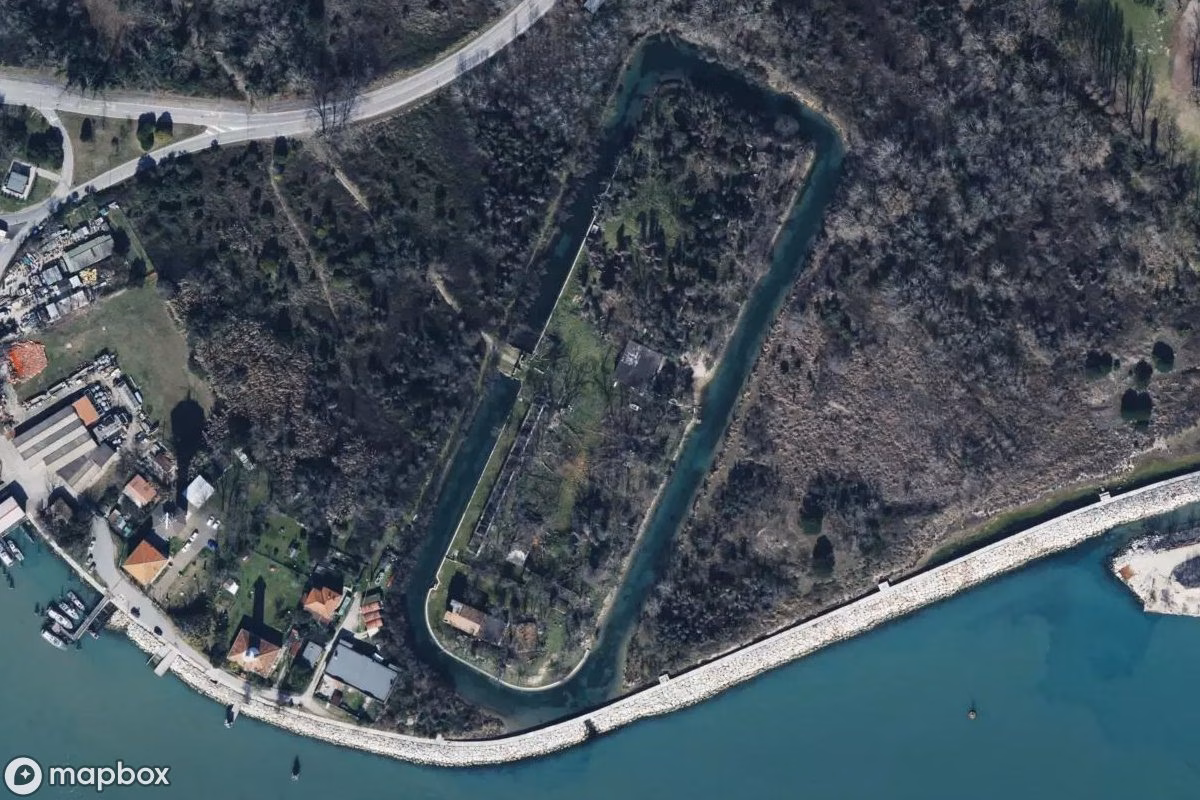 Aerial satellite view of Batterie Rocchetta, an abandoned  in Venice, Italy