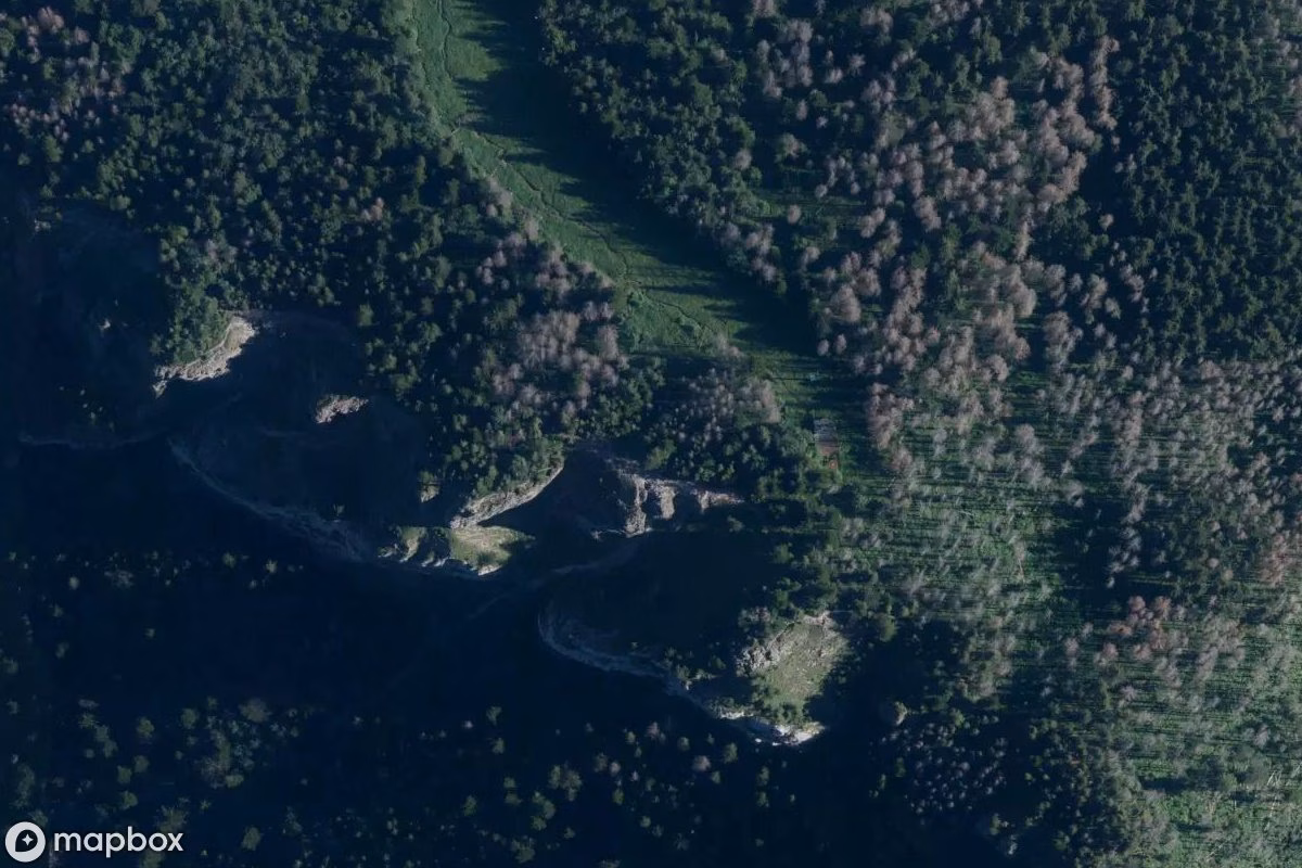 Satelitní letecký pohled na Nosal, opuštěné  v Zakopane, Polsko