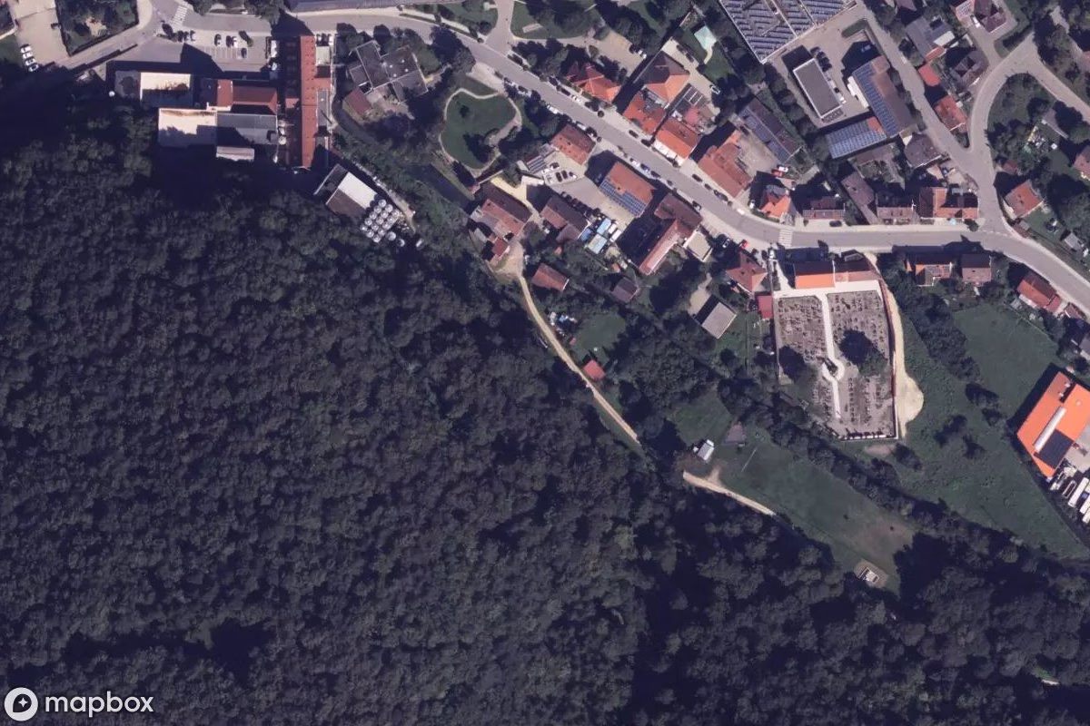 Satellitbild från luften av Brauereiruine, en övergiven Ruin i Gossenzugen, Tyskland