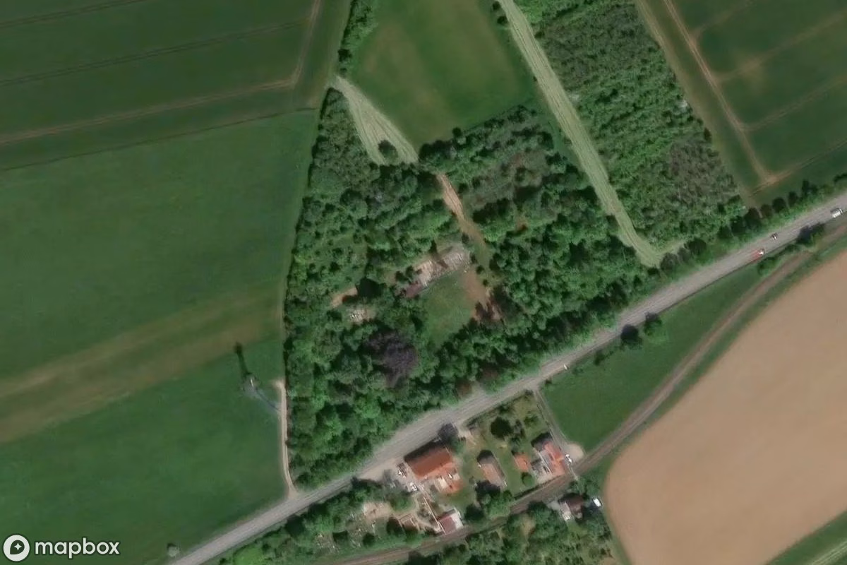 Vista aérea por satélite de Gärtnerei, un Granja abandonado en Weimar, Alemania