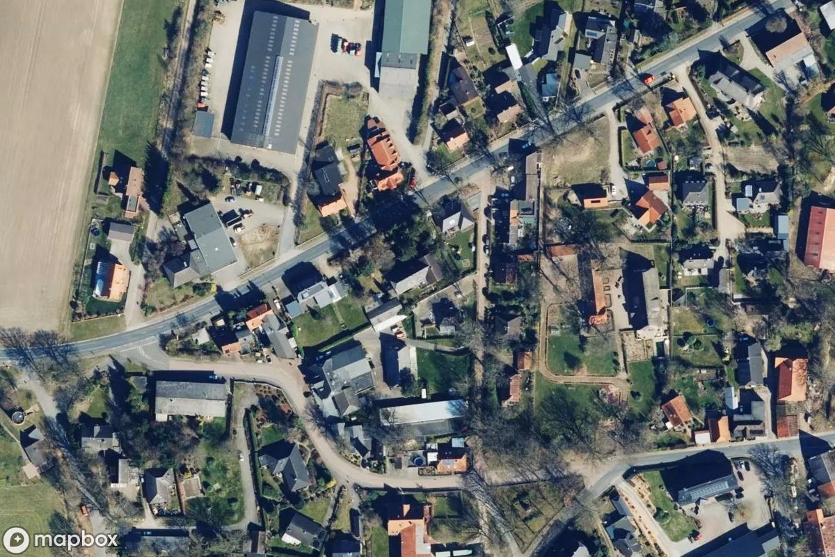 Aerial satellite view of Wohnhaus, an abandoned Residence in Eyendorf, Germany