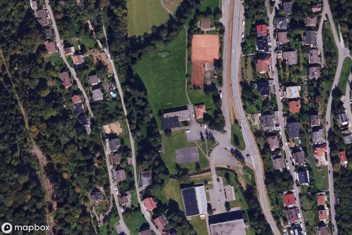 Satellitbillede set fra luften af Schwimmbad, et forladt Svømmehal i Schönau, Tyskland