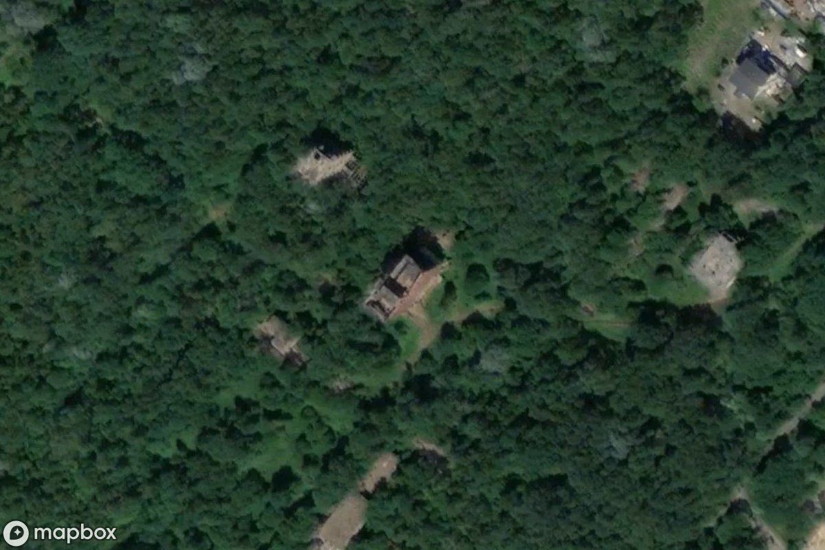 Satellietbeeld vanuit de lucht van Kohleaufzug, een verlaten  in Police, Polen