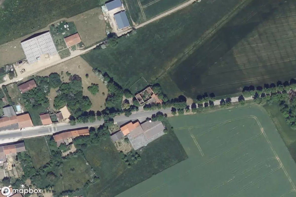 Satelitní letecký pohled na Maison Vion, opuštěné Obytný dům v Rezonville-Vionville, Francie