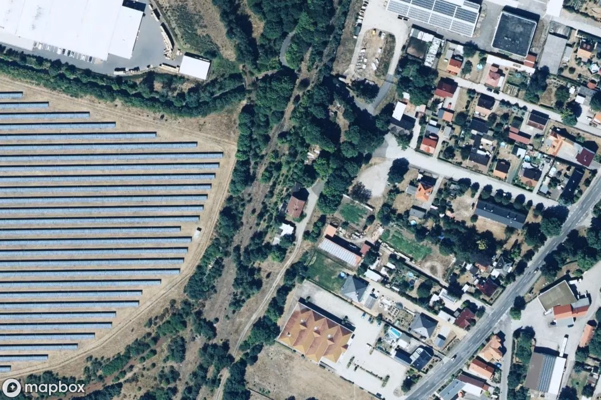 Satellitenansicht von Bahnhof, eine verlassene Bahnhof in Schwepnitz, Deutschland