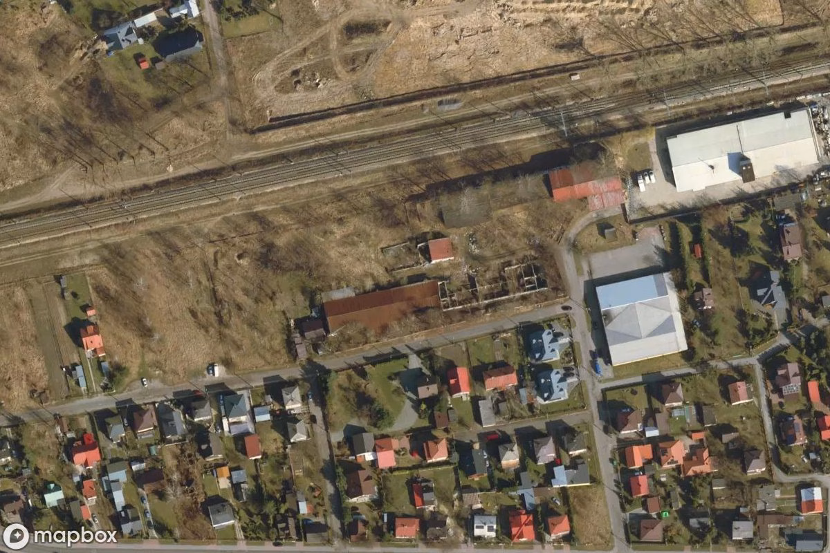 Satellitbillede set fra luften af Gebäude WinPol, et forladt i Biała Podlaska, Polen