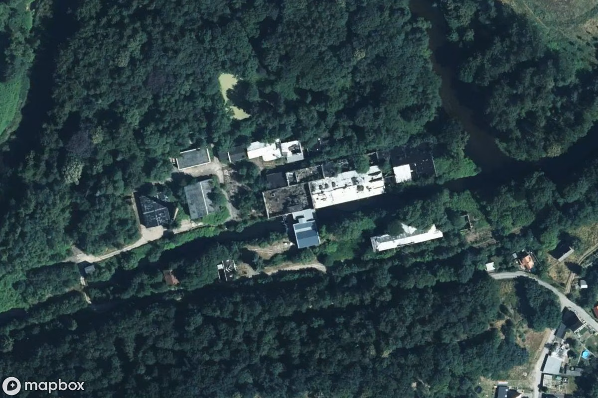 Satellitenansicht von Alte Papierfabrik, eine verlassene Fabrik in Limbach-Oberfrohna, Deutschland