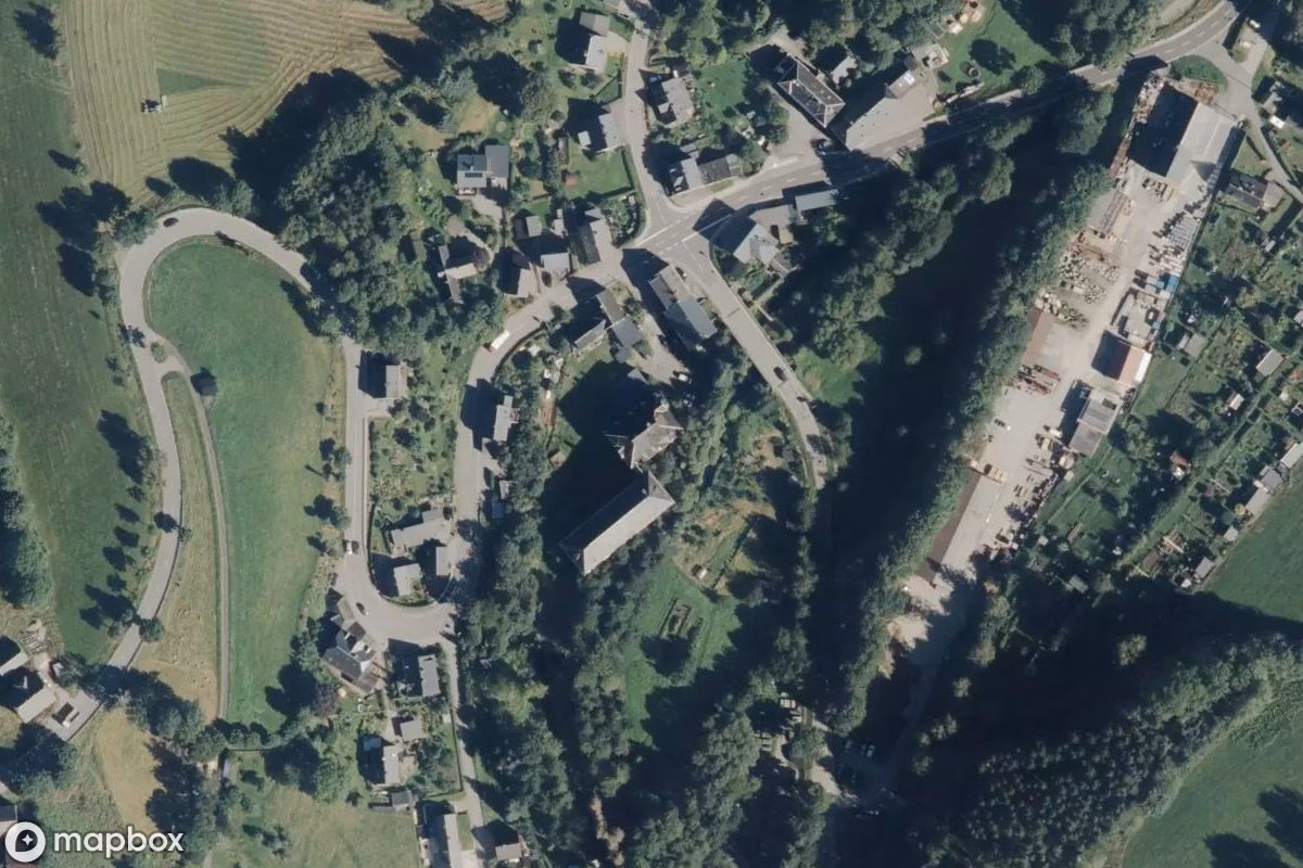 Műholdas légi felvétel Textilfabrik helyszínről, egy elhagyatott  itt: Annaberg-Buchholz, Németország