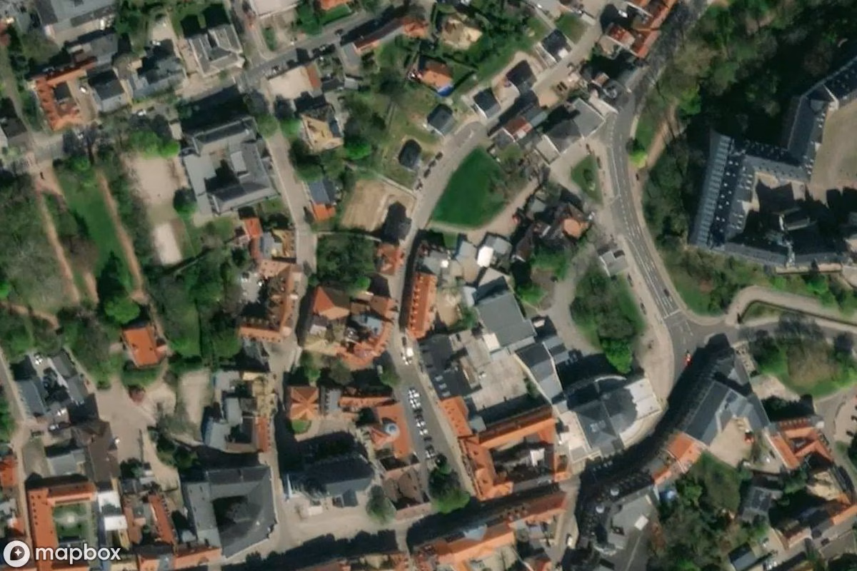 Aerial satellite view of Friseur - LEGAL, an abandoned  in Altenburg, Germany