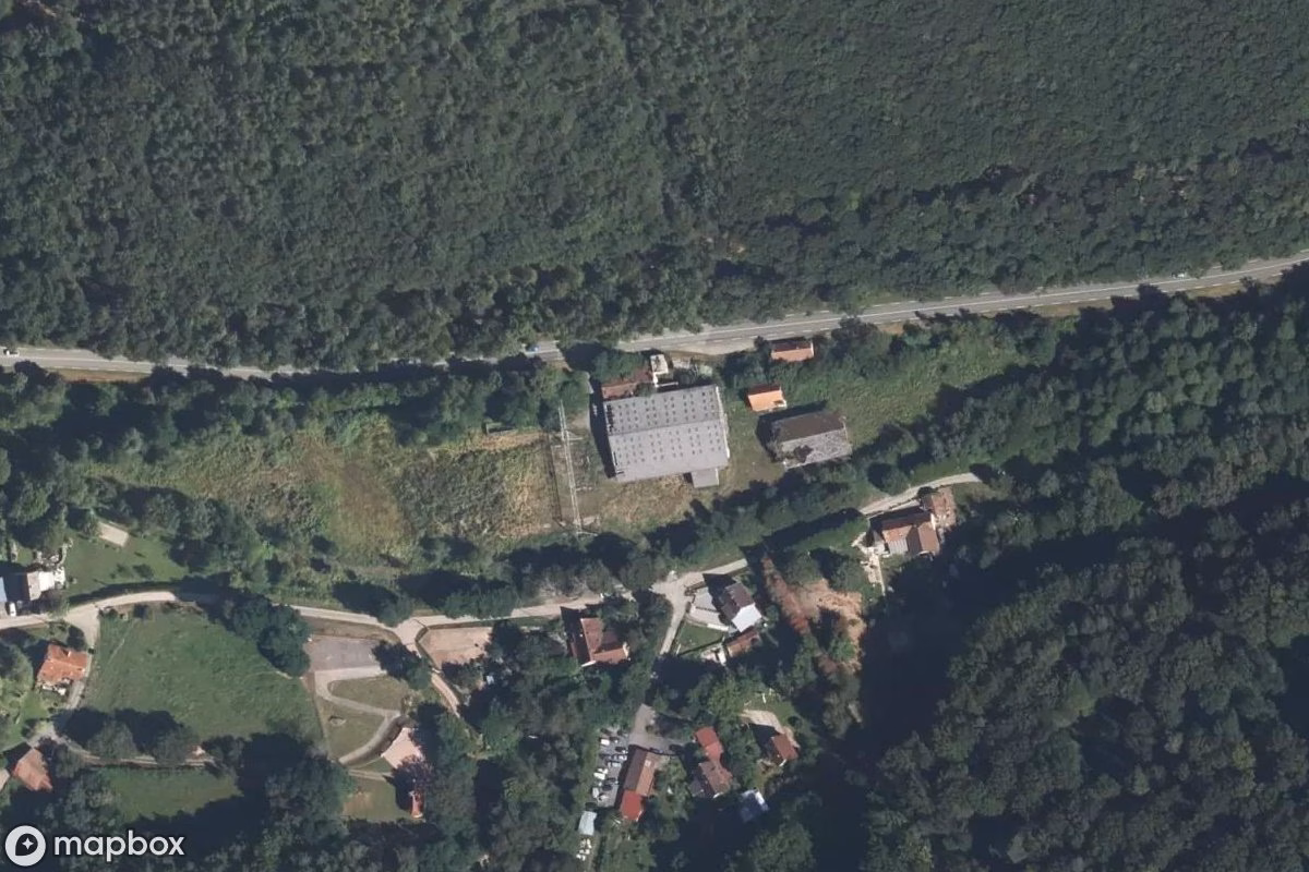 Satellitbillede set fra luften af Sägewerk, et forladt Fabrik i Niederbronn-les-Bains, Frankrig