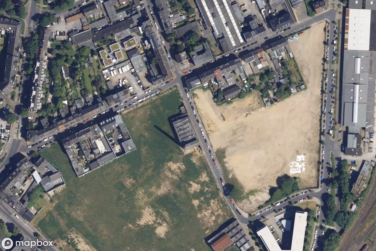 Satelitní letecký pohled na Schraubenfabrik, opuštěné Továrna v Neuss, Německo