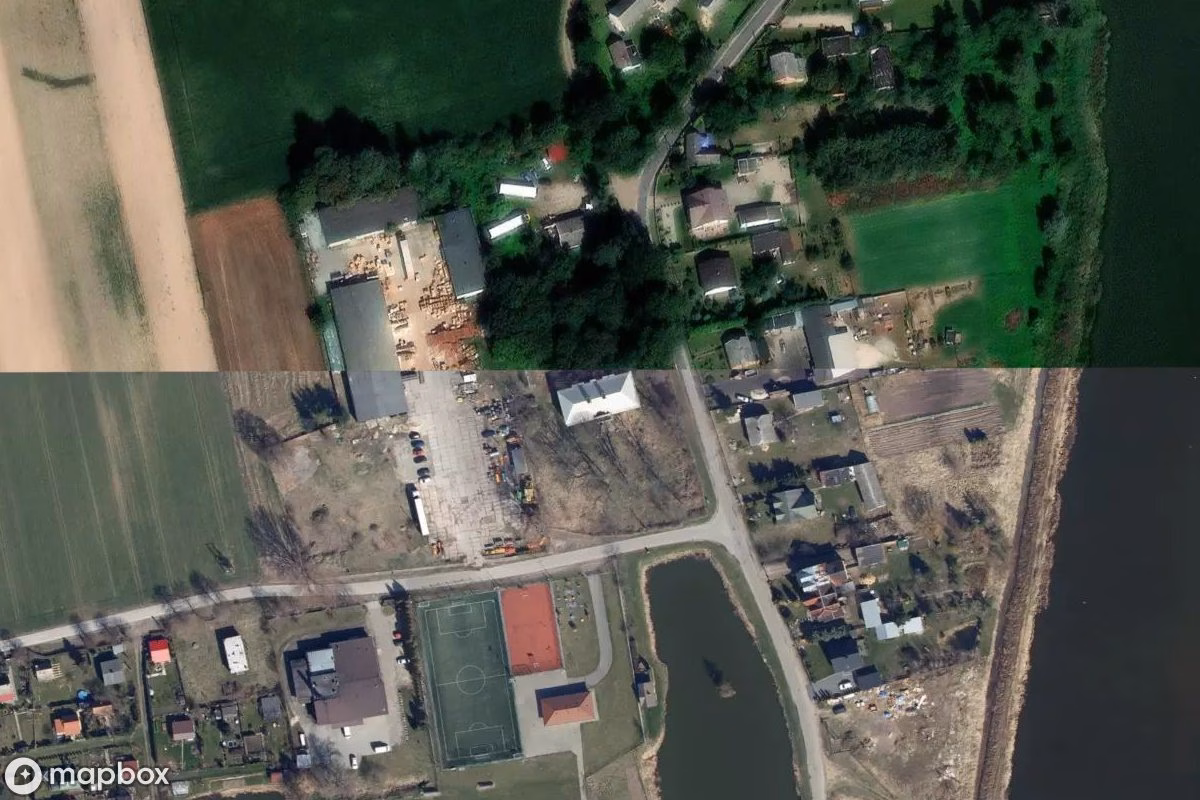 Aerial satellite view of Altes Manoir, an abandoned Residence in Dzierlin, Poland
