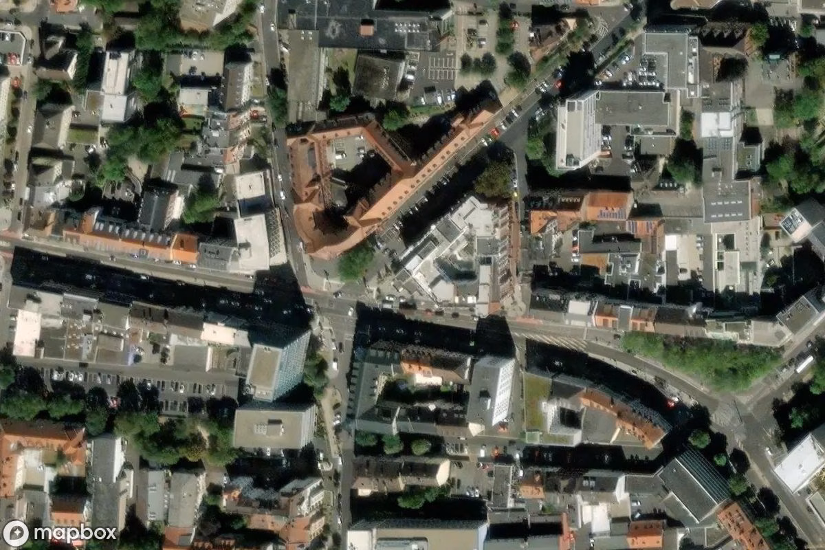 Satellitbillede set fra luften af Soda / Irish Pub / Wohnhaus, et forladt Beboelseshus i Kassel, Tyskland