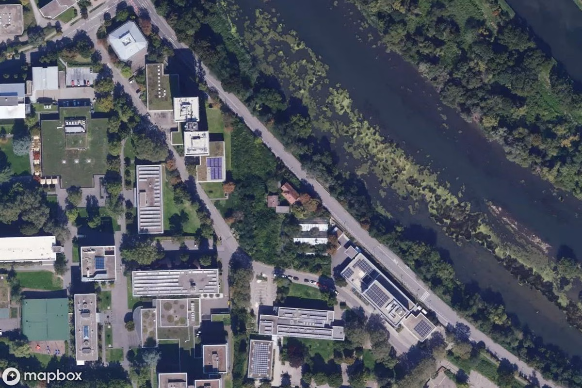 Satellitbillede set fra luften af Mannheimer Str. 45, et forladt  i Heidelberg, Tyskland