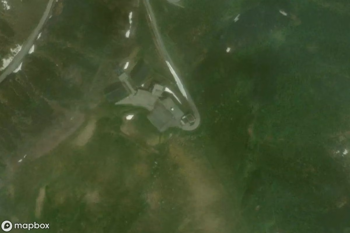 Satellitbillede set fra luften af Lost Place, et forladt  i Collio, Italien