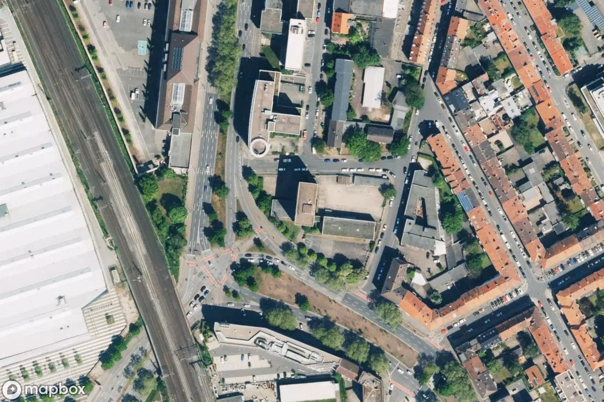 Vista aérea por satélite de Hauptzollamt Hannover, un  abandonado en Hanover, Alemania