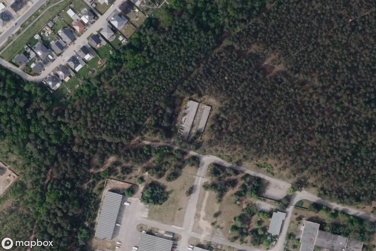 Satelitarny widok z lotu ptaka Kaserne, opuszczone Obiekt wojskowy w Ludwigsfelde, Niemcy