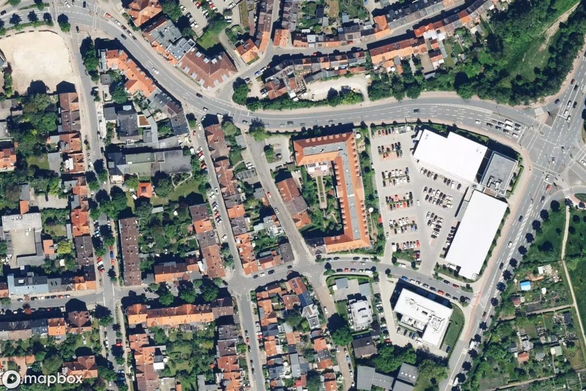 Aerial satellite view of Wohnblock, an abandoned Residence in Lüneburg, Germany