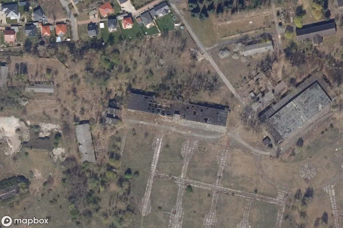 Satellittbilde fra luften av Flugplatz, et forlatt  i Rangsdorf, Tyskland