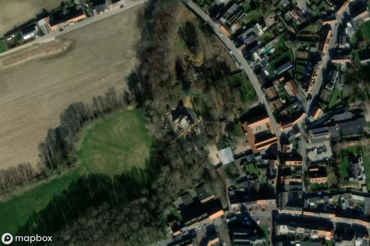 Aerial satellite view of Maison Viron, an abandoned Residence in Kortrijk, Belgium