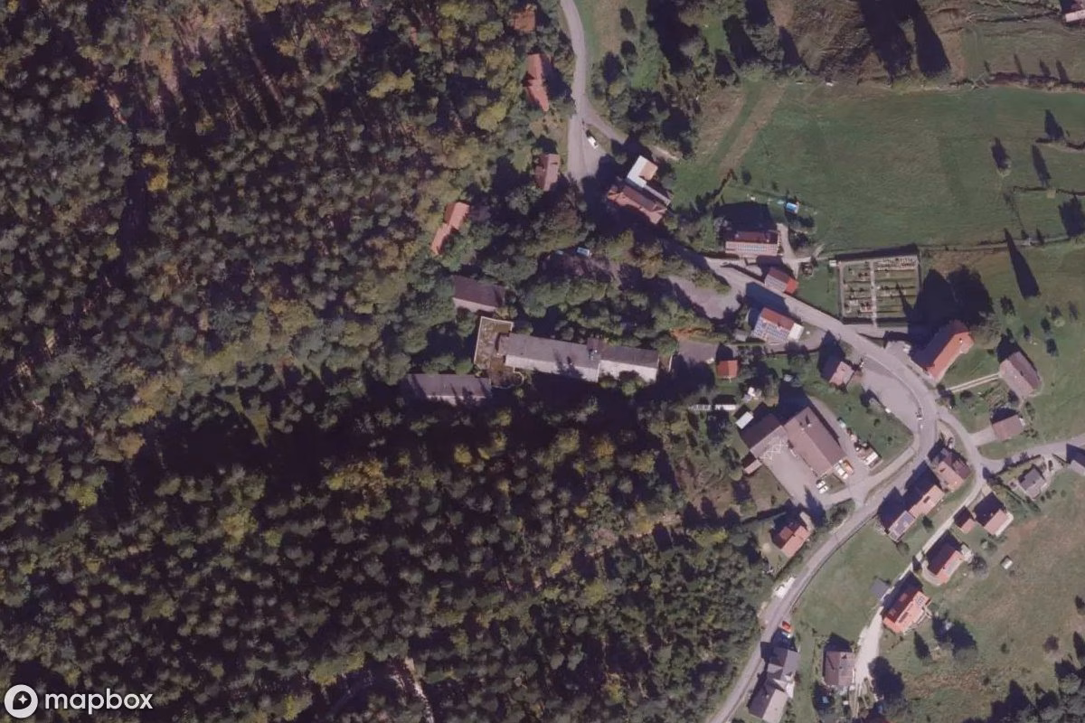 Satelitní letecký pohled na Hotel, opuštěné Hotel v Forbach, Německo