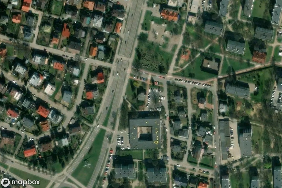 Satellitbillede set fra luften af Standesamt, et forladt  i Świdnik, Polen