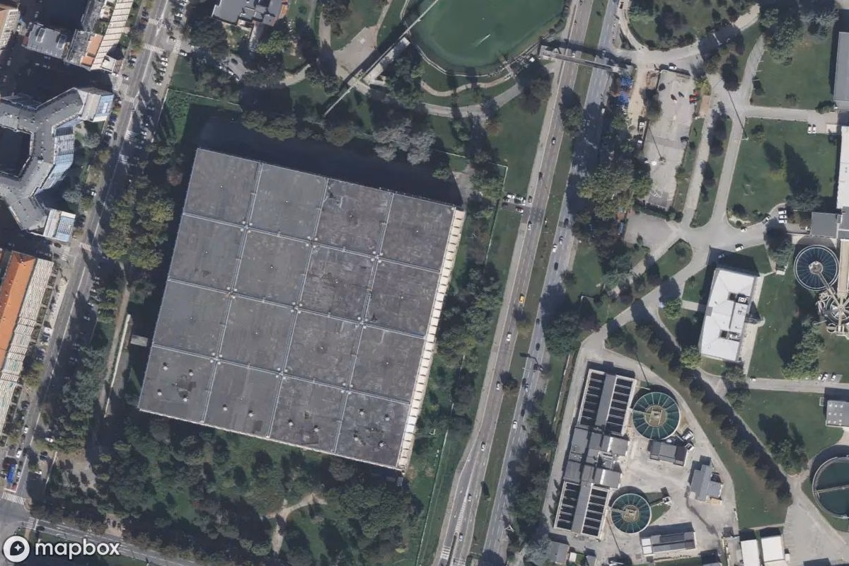 Satellitbild från luften av Area United, en övergiven  i Turin, Italien