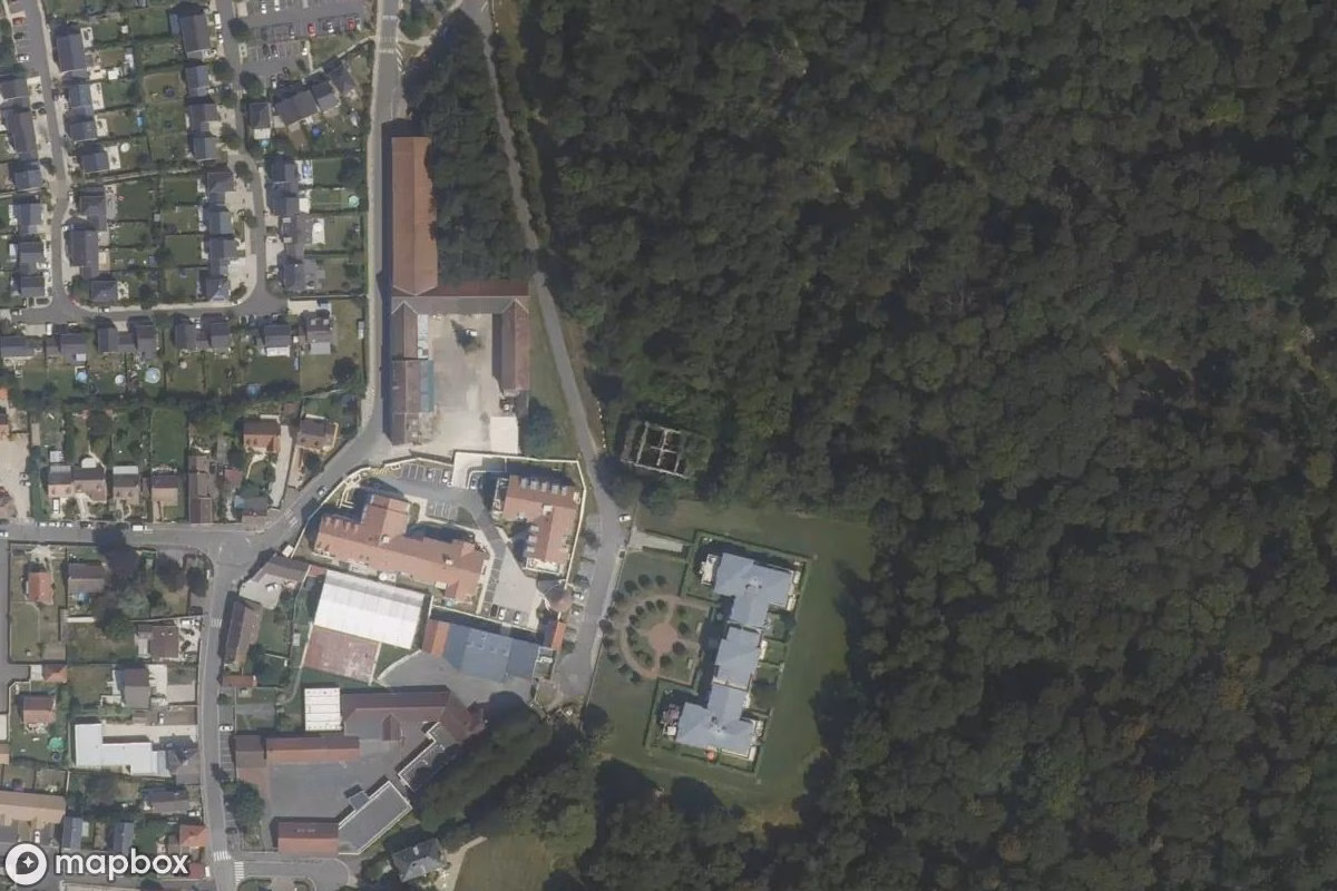 Aerial satellite view of Château Tarzan, an abandoned Castle in Villeron, France
