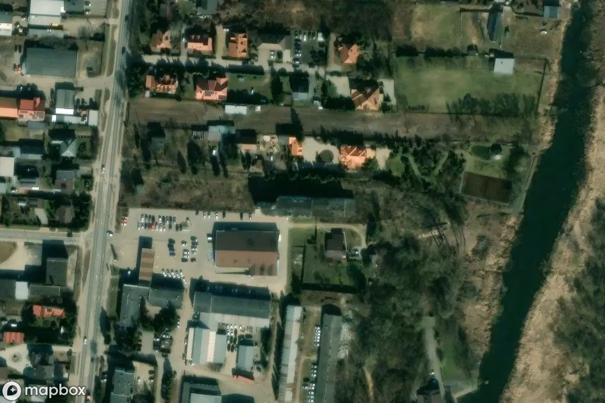 Satellitbillede set fra luften af Mühle Pułtusk, et forladt Fabrik i Pułtusk, Polen