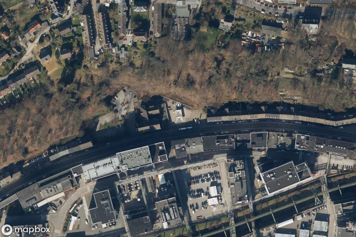 Satelitarny widok z lotu ptaka Luftschutzstollen, opuszczone Kopalnia w Wuppertal, Niemcy