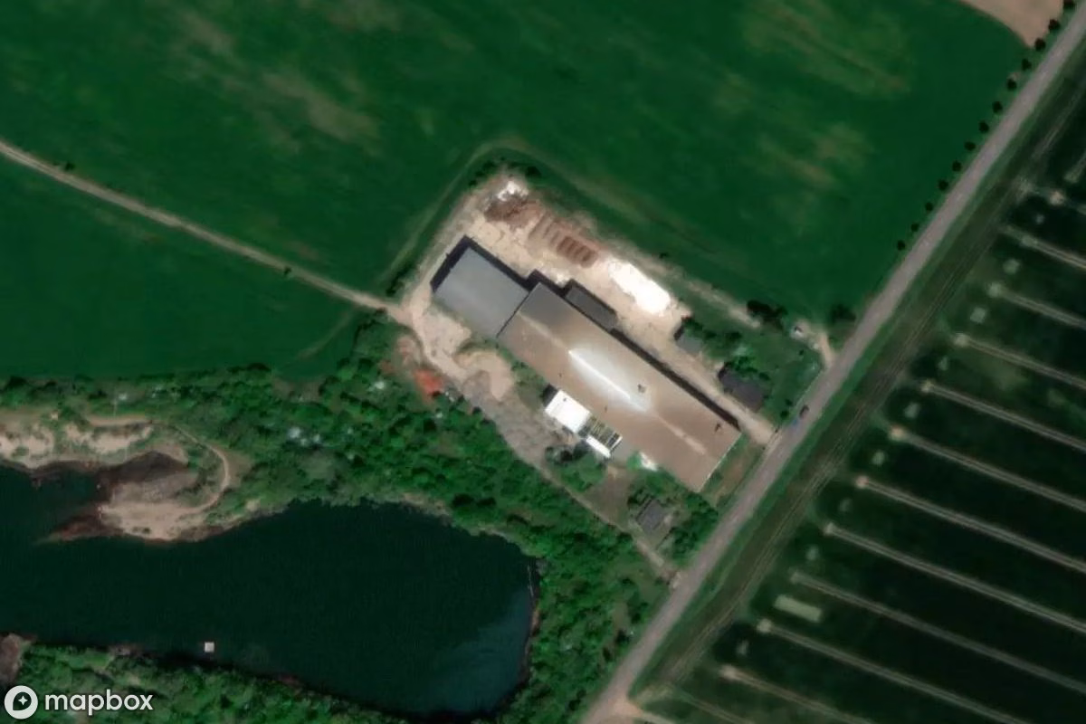 Satelitarny widok z lotu ptaka Ziegelfabrik, opuszczone Fabryka w Bernburg, Niemcy