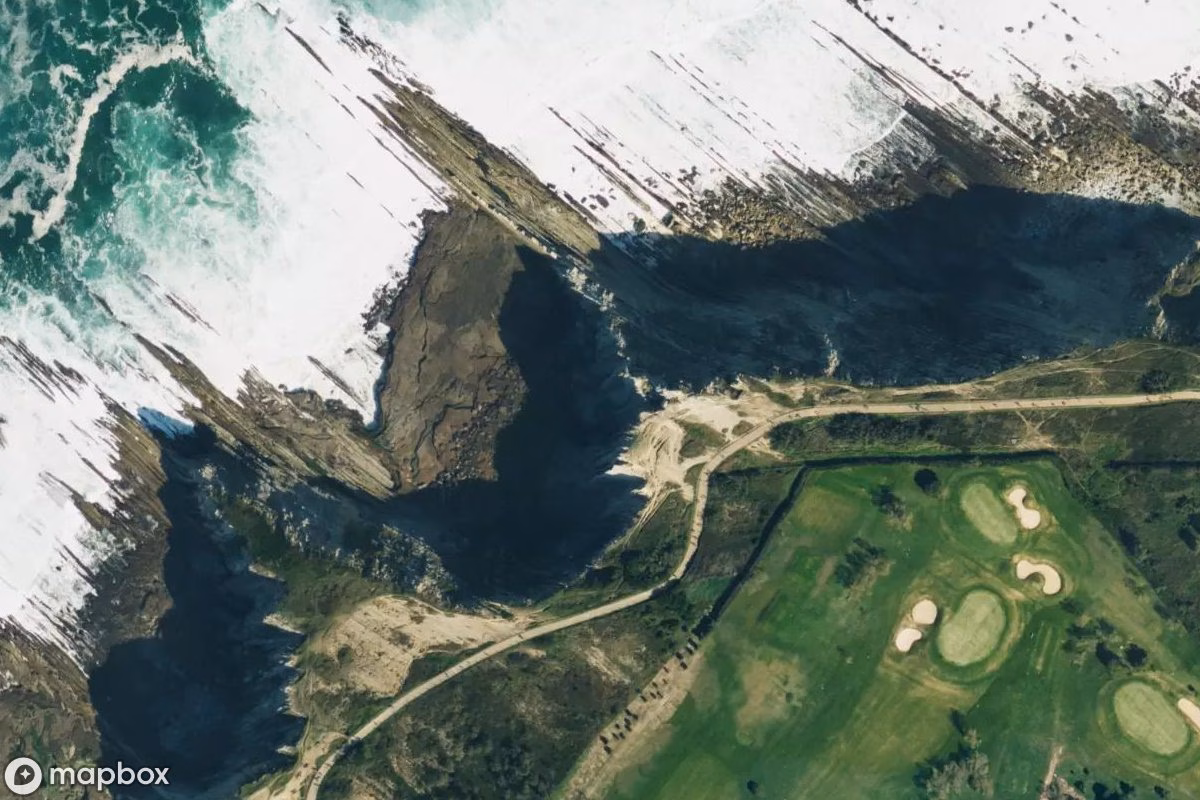 Satellitbillede set fra luften af Bewässerungssystem, et forladt i Getxo, Spanien