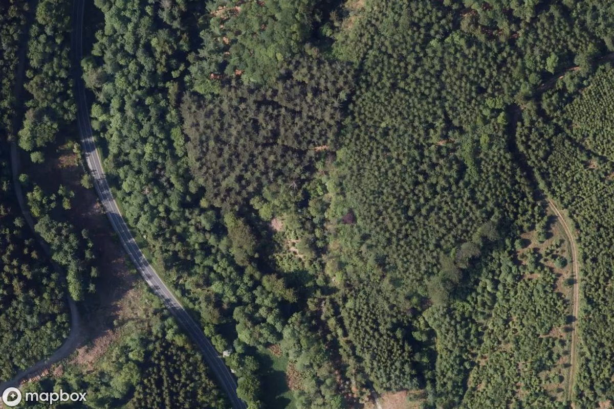 Satelitní letecký pohled na Zugtunnel, opuštěné Tunel v Herscheid, Německo
