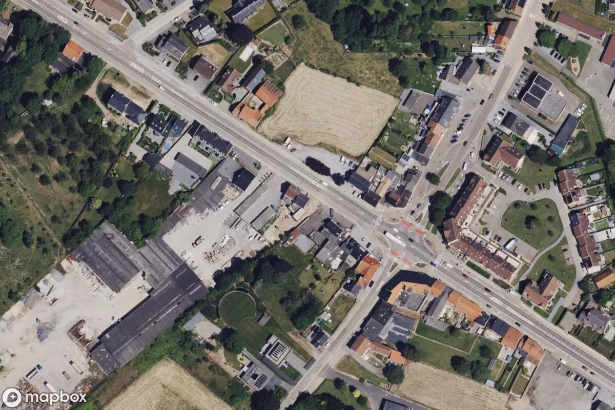 Satelitarny widok z lotu ptaka Maison Chiminèse, opuszczone Dom mieszkalny w Heers, Belgia