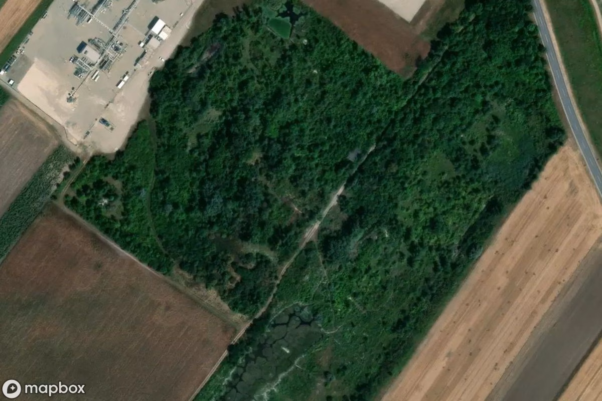 Aerial satellite view of Ziegelwerk, an abandoned Factory in Schönkirchen-Reyersdorf, Austria
