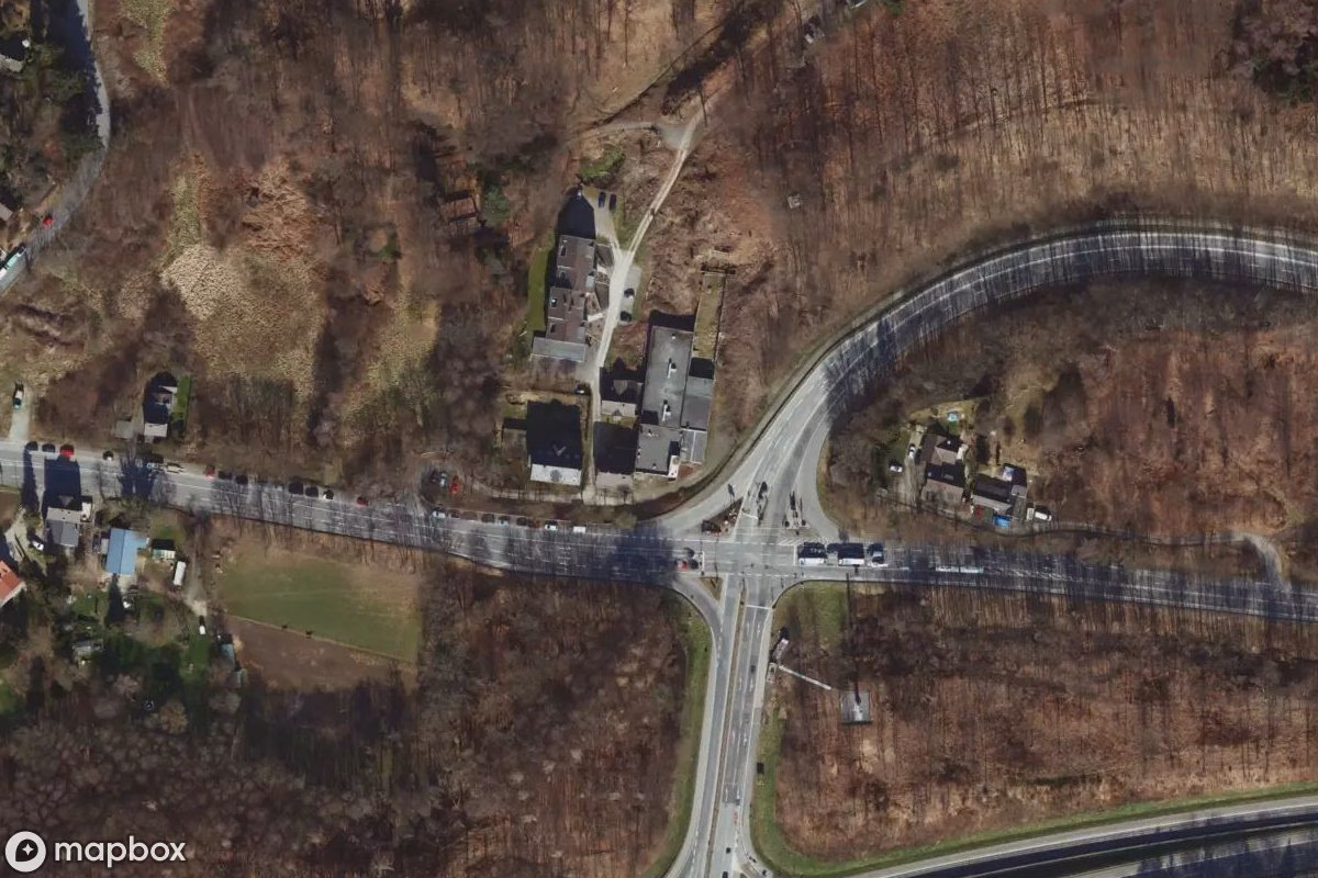 Műholdas légi felvétel Restorant helyszínről, egy elhagyatott Étterem itt: Bergisch Gladbach, Németország