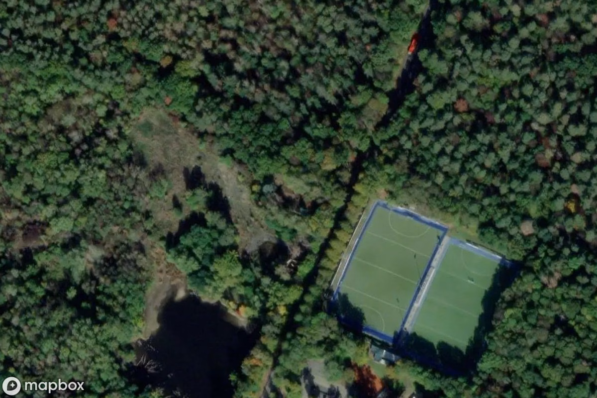 Satellitenansicht von Steinbruch, eine verlassene Bergwerk in Hanau, Deutschland