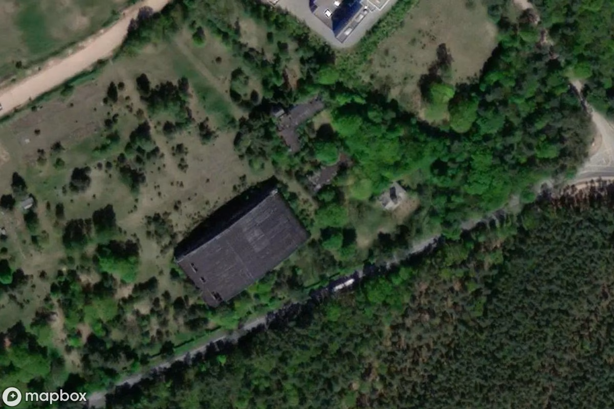 Műholdas légi felvétel Hangar Ludwigslust helyszínről, egy elhagyatott Katonai létesítmény itt: Ludwigslust, Németország