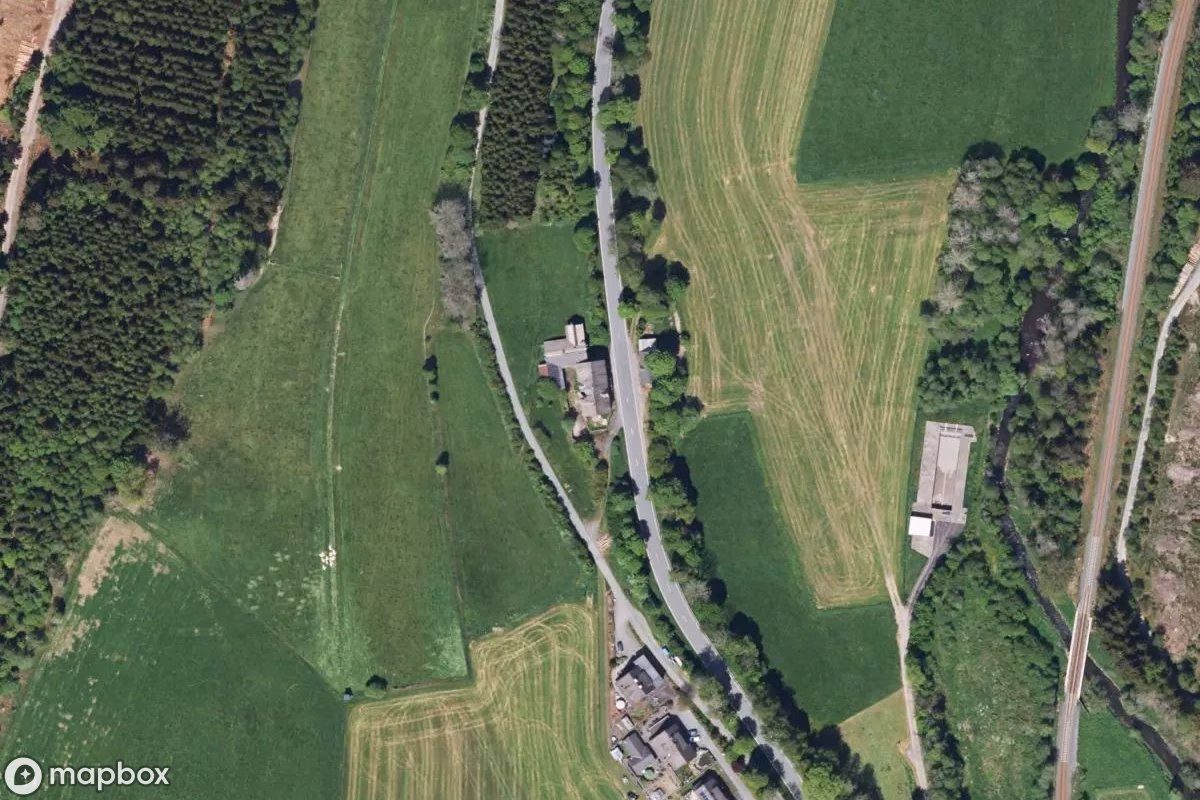 Satelitní letecký pohled na Landgasthof, opuštěné Hotel v Birkelbach-Bahnhof, Německo