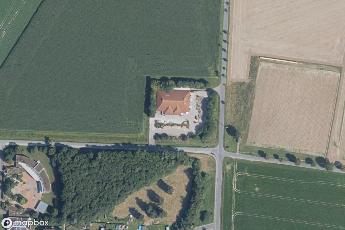 Satellitbillede set fra luften af Supermarkt, et forladt  i Lage, Tyskland