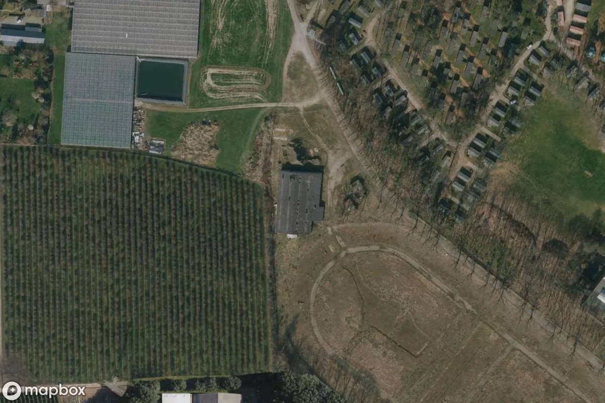 Vue aérienne satellite de Fabrik, un Usine abandonné à Baarlo, Pays-Bas