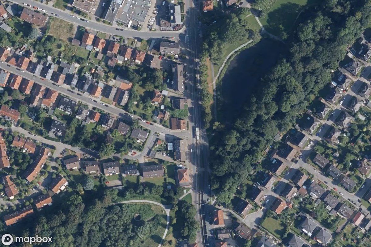 Vista aérea por satélite de Haus, un  abandonado en Bielefeld, Alemania