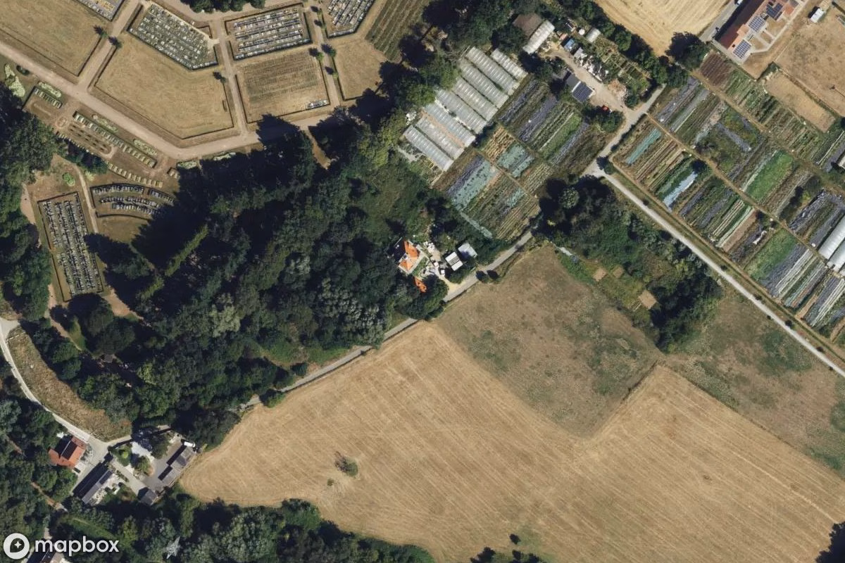 Satellitenansicht von Kattenkasteel, eine verlassene Schloss in Anderlecht, Belgien